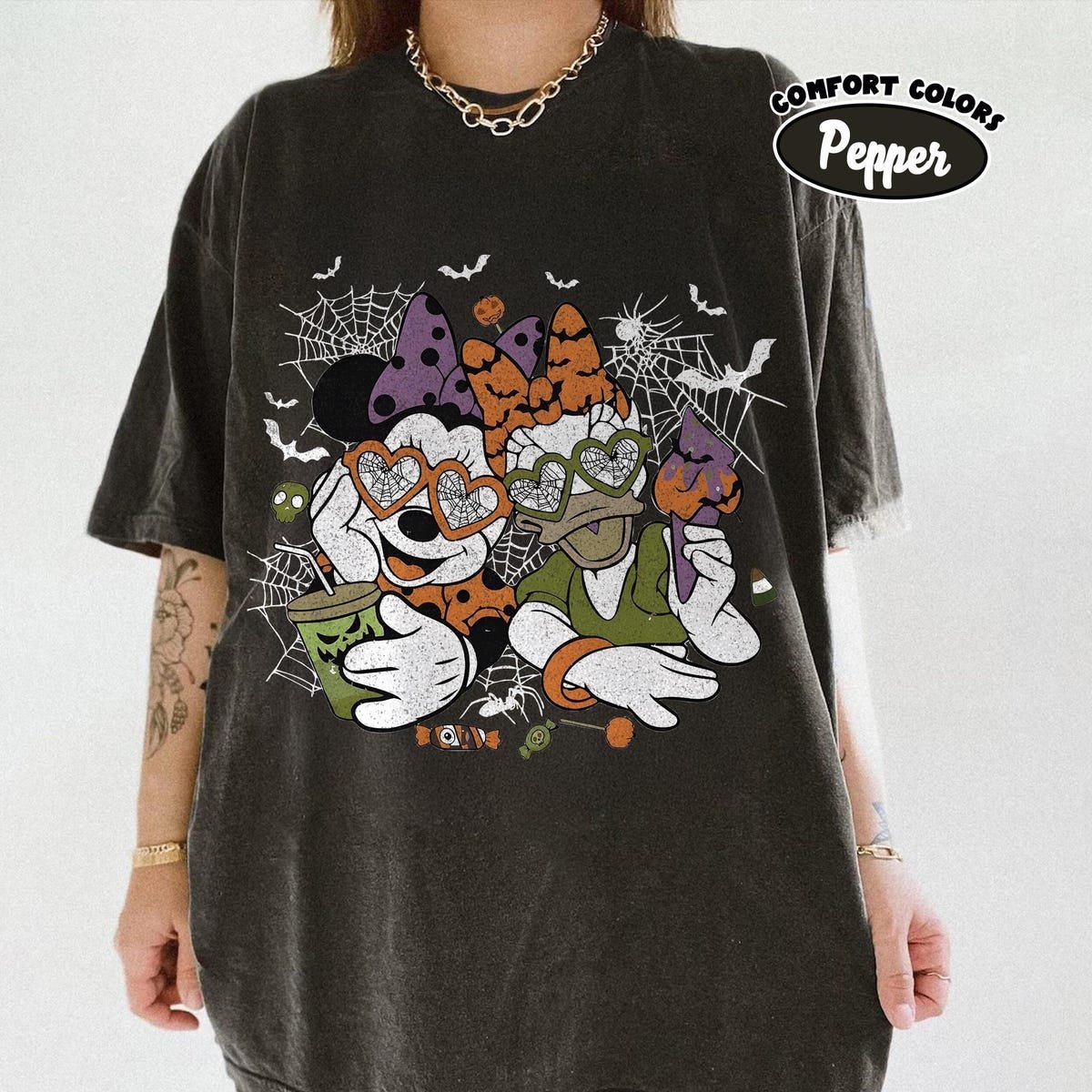 Retro Minnie Daisy Halloween Shirt Besties Trip Disney T-Shirt 2025