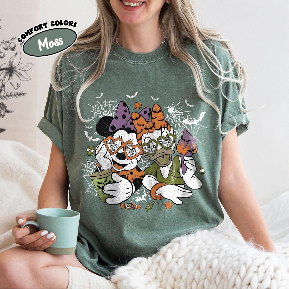 Retro Minnie Daisy Halloween Shirt Besties Trip Disney T-Shirt 2025