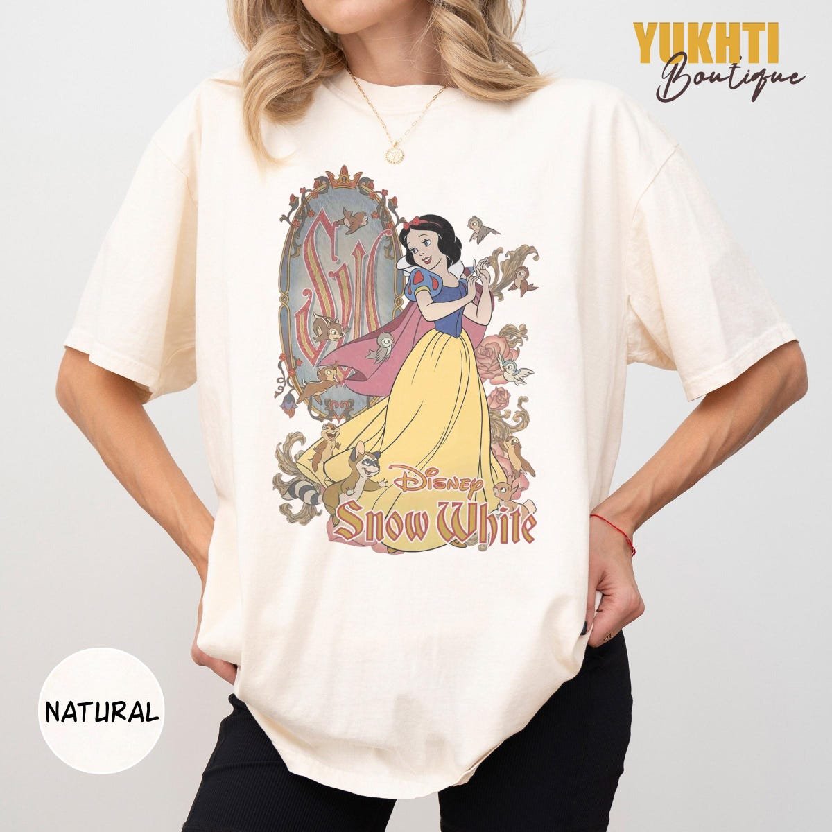 Vintage Disney Princess Snow White Shirt - Perfect for Disneyland Trips